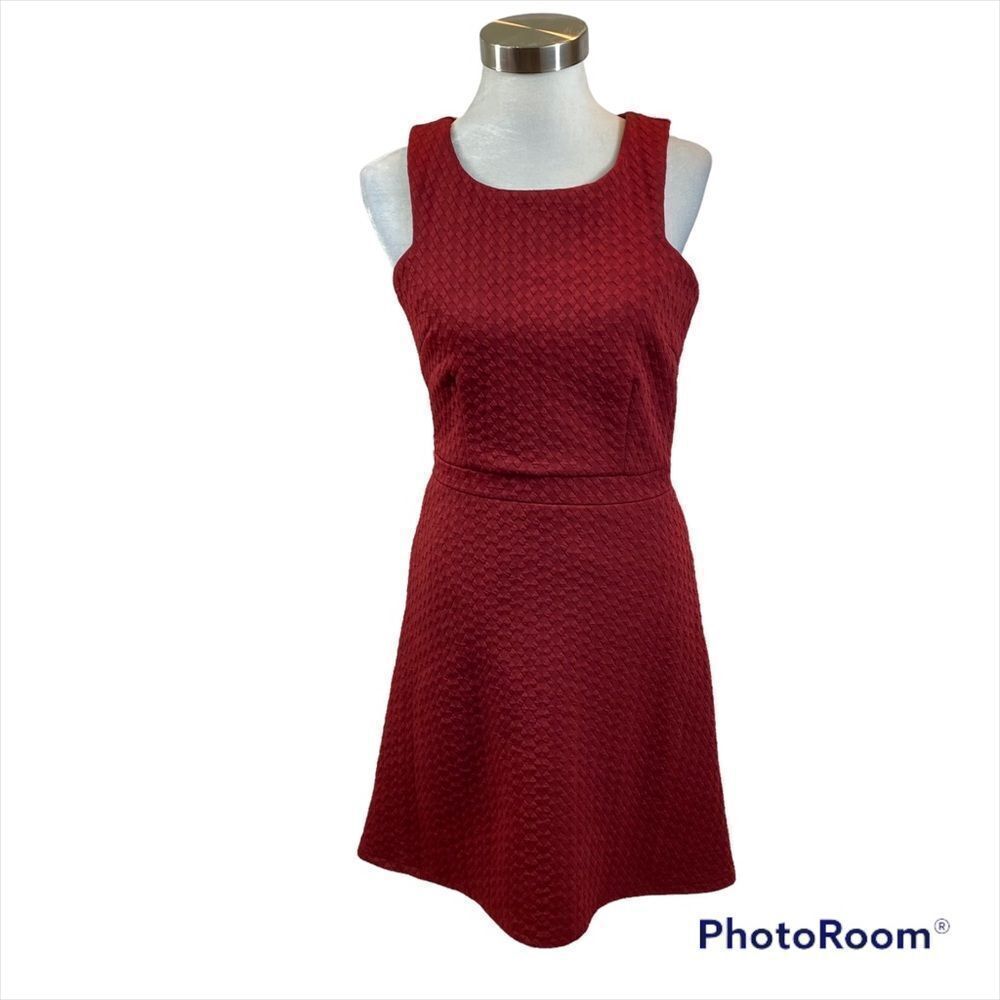 Maison Jules Burgundy Textured Sleeveless Midi Dress‎ Size Medium